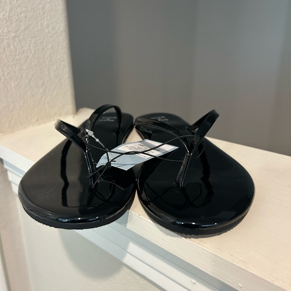 Women's Cali Flip Flop Sandals - Shade & Shore™ Size 10 Gloss Black - Picture 7 of 11